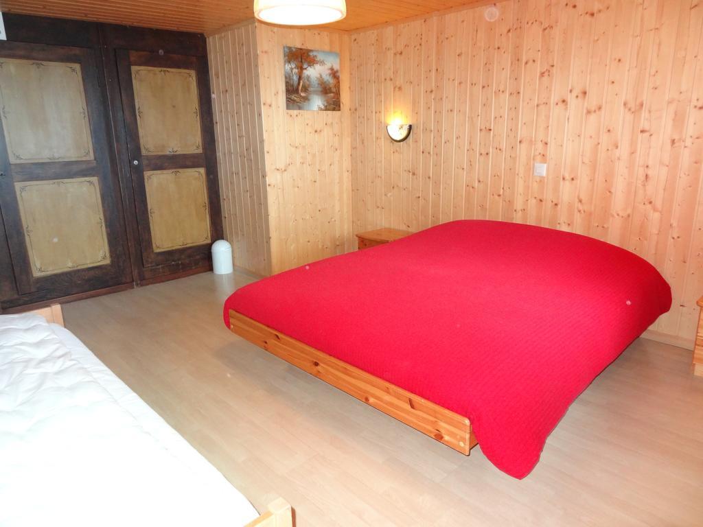 Helvetia Bed and Breakfast Troistorrents Værelse billede
